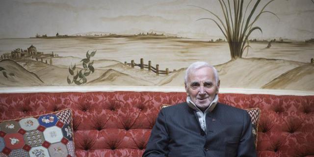 Charles Aznavour: "Hay que salvar a la humanidad de quienes levantan barreras"