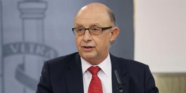 Los funcionarios de la capital entregarán una carta a Montoro pidiendo los contratos