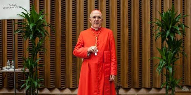 El cardenal Osoro estrena cuenta en Twitter