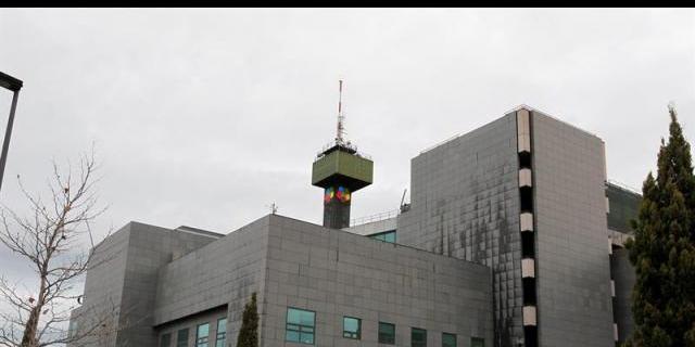 El PSOE paraliza la elección del candidato a dirigir Telemadrid