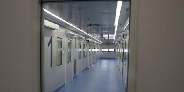 Denuncian 39 despidos en el Gómez Ulla en plena campaña de la gripe