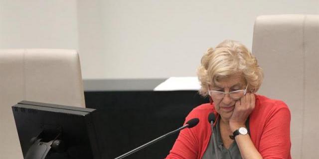 Carmena trama sancionar a pisos turísticos y parar el boom del alquiler