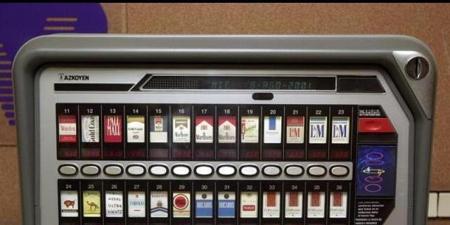 Diez detenidos de una banda de aluniceros que robaban máquinas de tabaco