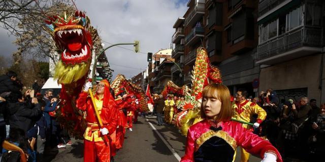 Usera da la bienvenida al Año Nuevo chino