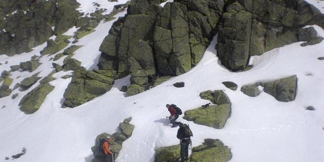 Un bombero de Leganés fallece cuando esquiaba en la Sierra de Gredos