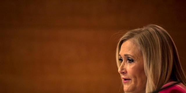 Cifuentes acusa a HazteOír de intervenir en la campaña del PP de Madrid