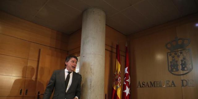 Ignacio González vuelve a la Asamblea y acusa a C’s y Podemos de mentir