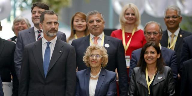 El Rey reclama una "cultura de paz" en las ciudades como freno a la violencia