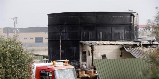 Se forma la 'Asociación de Afectados por el Incendio de Requimsa en Arganda'