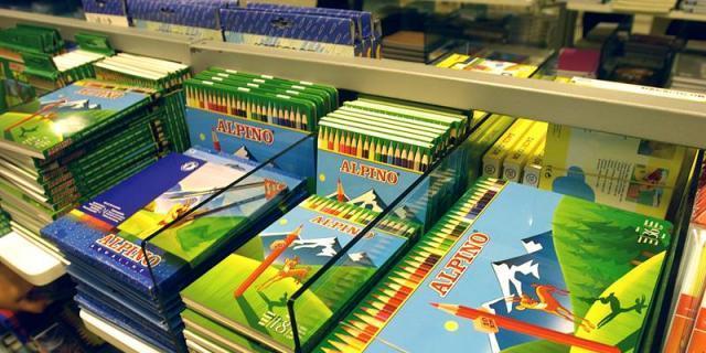 La Comunidad aprueba por unanimidad la ley de gratuidad de los libros de texto