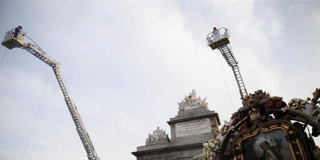 Madrid celebra sus fiestas de la Paloma entre 'limoná', concursos y verbenas