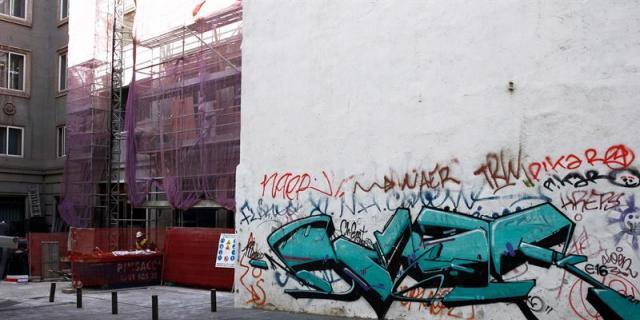 Torrejón sancionará a 11 personas sorprendidas mientras hacían pintadas