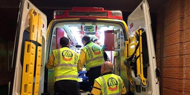 Un joven herido grave al ser pateado en la cabeza en Carabanchel