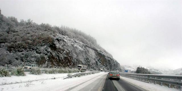 Guadarrama se queja de los continuos desvíos de la A-6 por el centro del pueblo