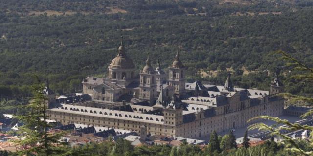 San Lorenzo de El Escorial inicia una campaña de vigilancia de seguridad vial