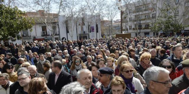Getafe arropa a la familia de los dos hermanos muertos a manos de su padre