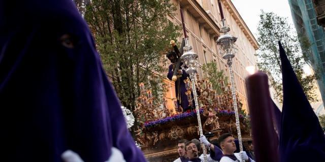 El Cristo de los Gitanos inicia las grandes procesiones de Madrid