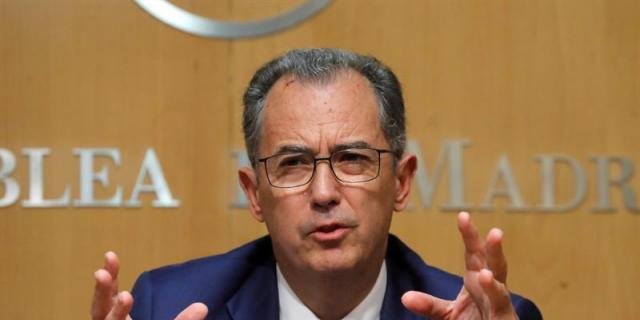 Ossorio recuerda que Cifuentes ha sido diputada en la Asamblea 24 años