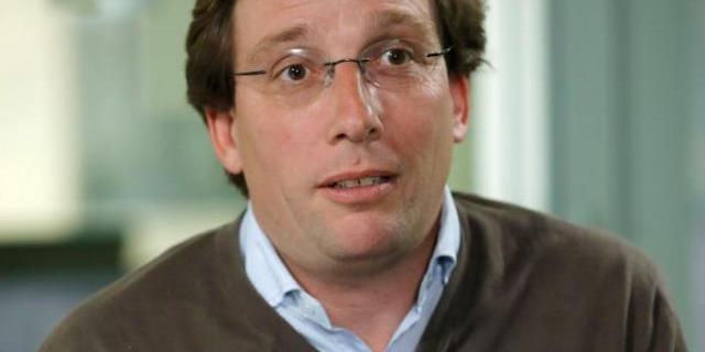 Almeida asegura que hay un listado extensísimo de beneficiarios relacionados con Ahora Madrid