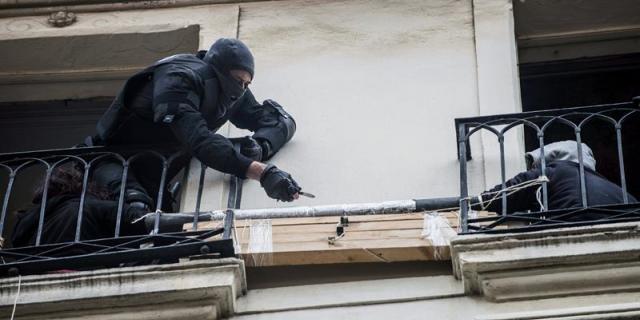 Fracasa el segundo intento de desalojo del edificio okupado por "La Ingobernable"
