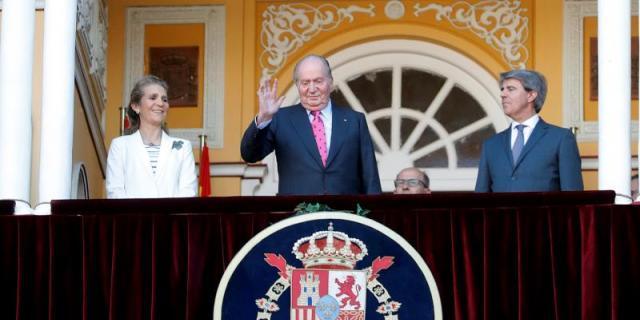 Los toros de Alcurrucén destacan sobre la terna extremeña de la beneficencia