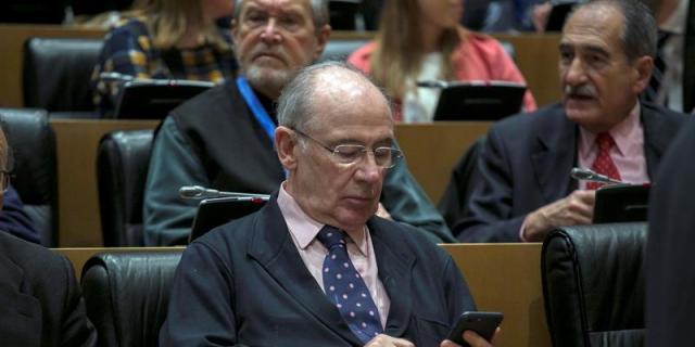 El Tribunal Supremo prorroga un mes su decisión sobre los recursos de las tarjetas "black"