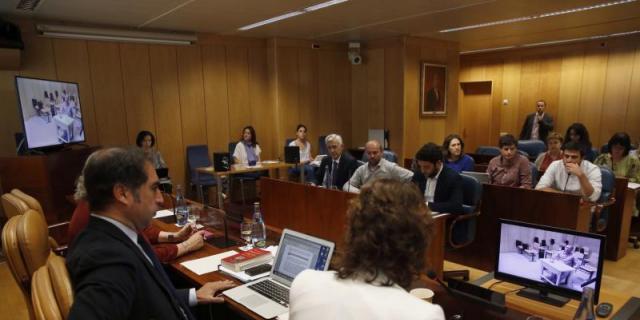 La comisión de corrupción de la Asamblea no prevé más sesiones y trabaja ya en sus conclusiones