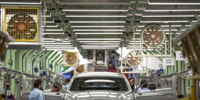 Las ventas de la industria suben un 15,5% y registran su mayor aumento en 10 años