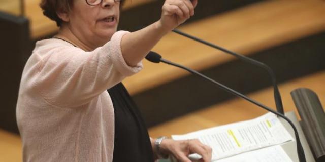 Sabanés defiende que la EMT actuó inmediatamente con el amianto y Metro no