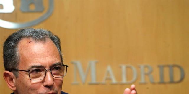 El portavoz del PP en la Asamblea apuesta por un perfil de "renovación" y de "juventud" para dirigir su partido El portavoz del PP en la Asamblea apuesta por un perfil de "renovación" y de "juventud" para dirigir su partido