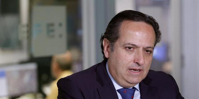 La patronal destaca que la bajada del paro en Madrid es más intensa que la nacional