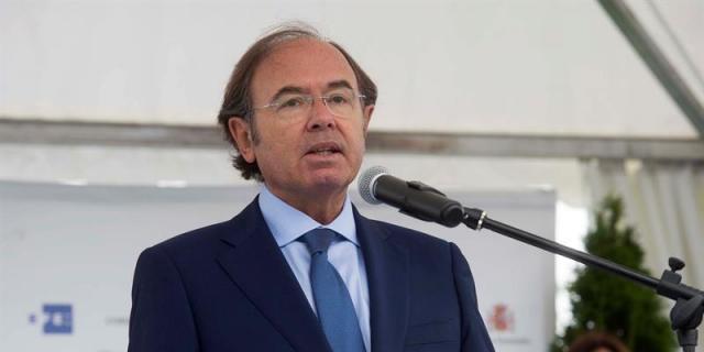 García Escudero advierte a los candidatos que por encima de cuestiones personales, está el futuro del PP