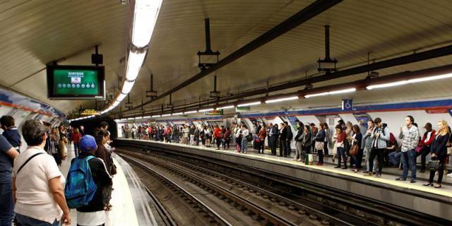Los maquinistas denuncian unos servicios mínimos "abusivos" para el paro de la madrugada del domingo