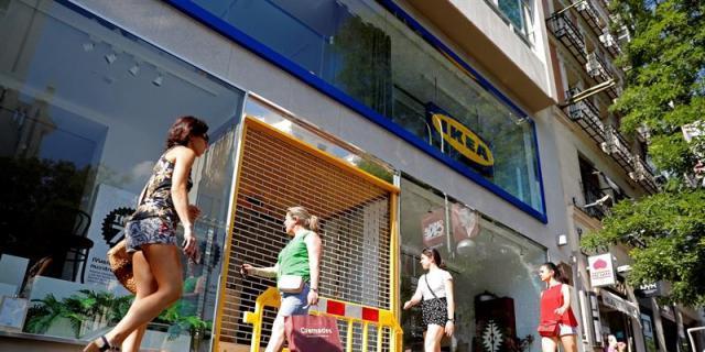 Ikea abre al público su tienda urbana en el centro de Madrid