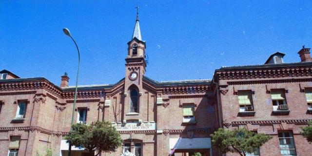 El Hospital de la Cruz Roja comienza a celebrar su centenario con una comedia