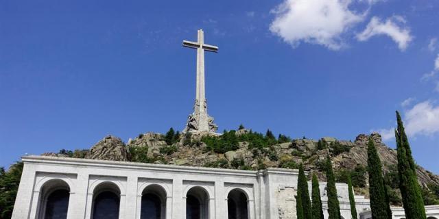 San Lorenzo no aprecia efectos económicos ante posible exhumación de Franco