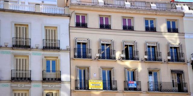 Una habitación en piso compartido cuesta 385 euros en Madrid, según un portal inmobiliario