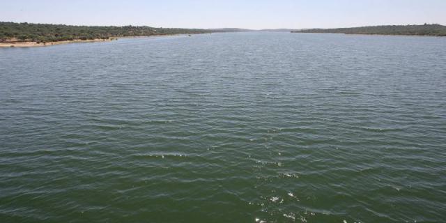 El agua embalsada en España baja esta semana un 1,6% con respecto a la anterior