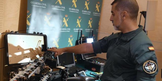La Guardia Civil pone en marcha una unidad para el control de drones