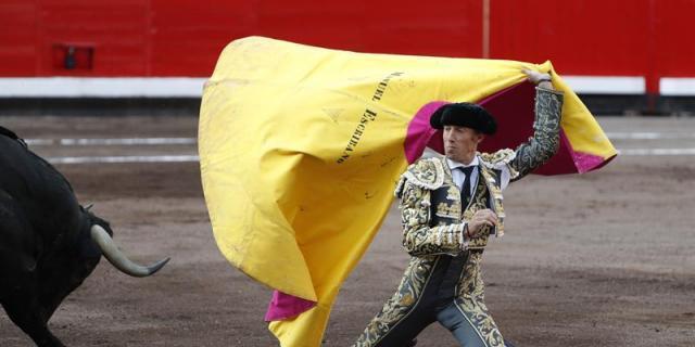Manuel Escribano, Espada y Colombo se reparten siete orejas en Fuenlabrada