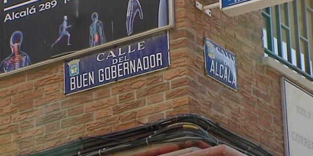 Cien placas del callejero de Ópera, borradas para concienciar sobre alzhéimer