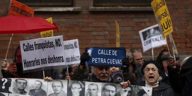 Colectivos de memoria histórica recurren la paralización del cambio de calles
