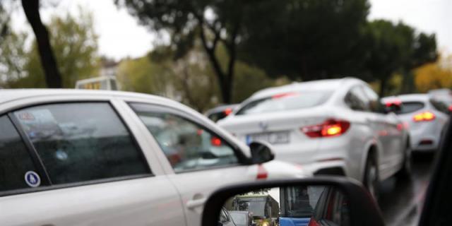 Aprobada la norma que reduce la velocidad de la mayoría de calles de Madrid a 30 km/h