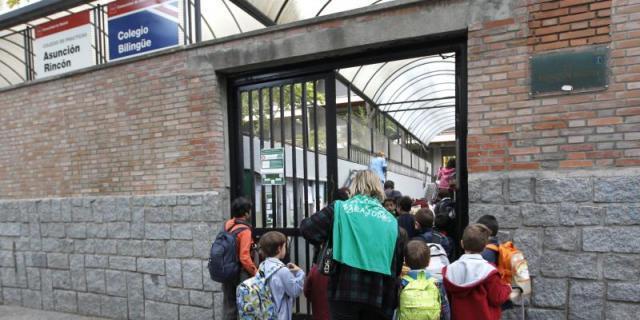 El Ayuntamiento no retrasa Madrid Central y estudiará el acceso de coches a los colegios del centro