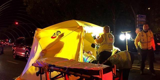 Una menor de 13 años muere atropellada en la Avenida de la Ilustración