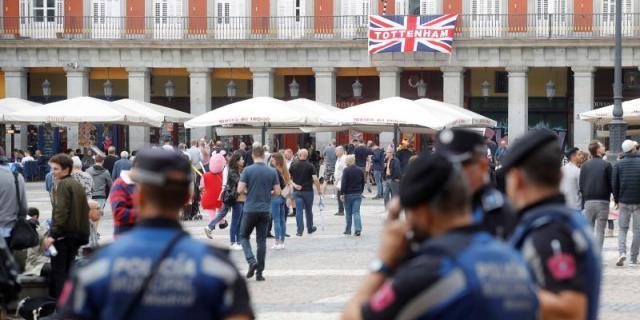 Los policías madrileños usarán formularios para evitar identificaciones racistas