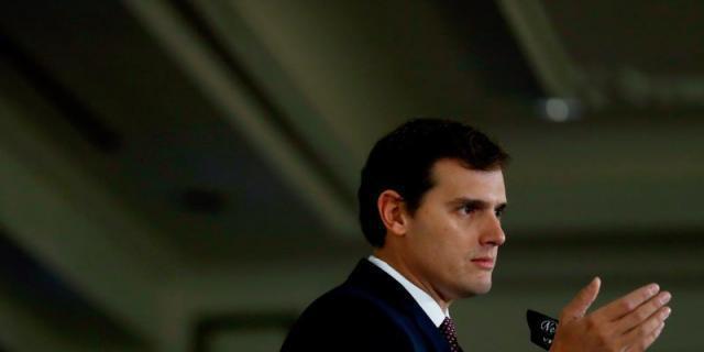 Rivera: "Espero que si ganamos las elecciones en Madrid el PP también nos apoye"