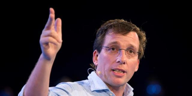 Almeida acusa al Gobierno municipal de haber "abandonado" a las personas mayores