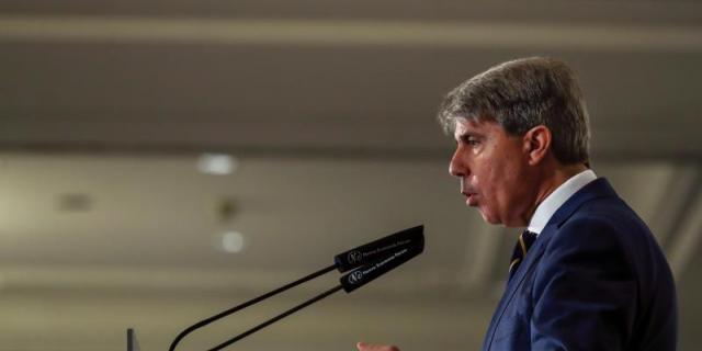 Garrido considera que a Cospedal "le honra" haber abandonado el Comité del PP