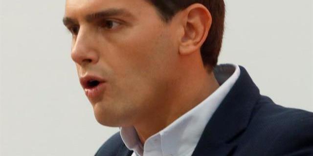 Rivera carga contra Errejón por decir que los venezolanos comen tres veces al día